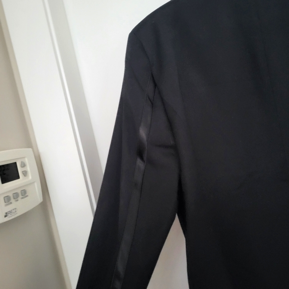 Guess Men Black Blazer Suit - Picture 8 of 10